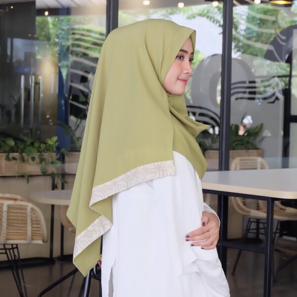 Hijab Instan Hijau by House of Wayang