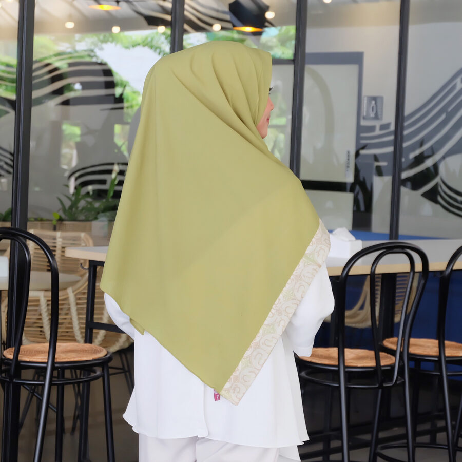 Hijab Instan Hijau by House of Wayang